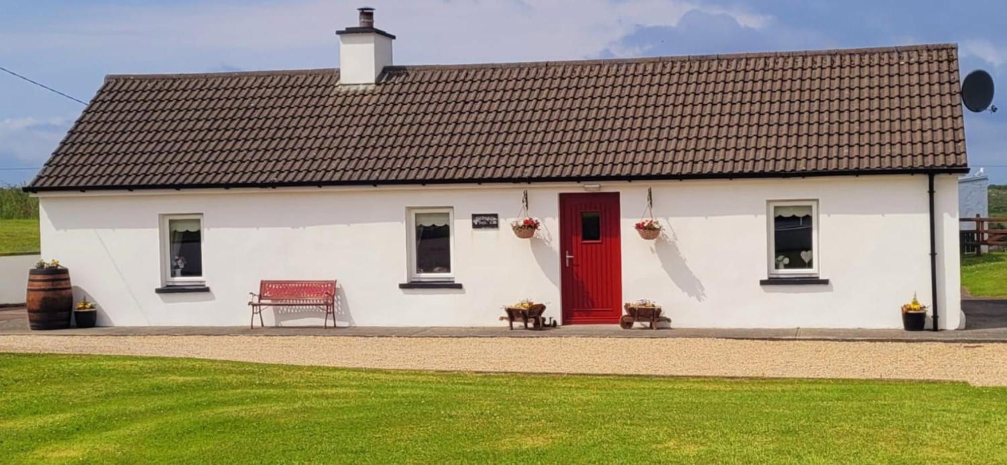 Granny Dens Vila Donegal Town Exterior foto